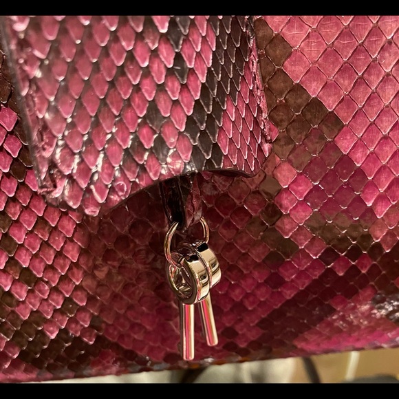 Authentic Gucci snakeskin Lady lock season 43 - Picture 4 of 16